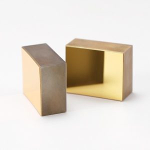 Cylindrical gold-coated mirror2